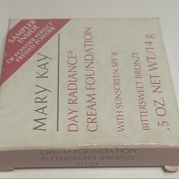 Bittersweet Bronze Day Radiance Cream Foundation